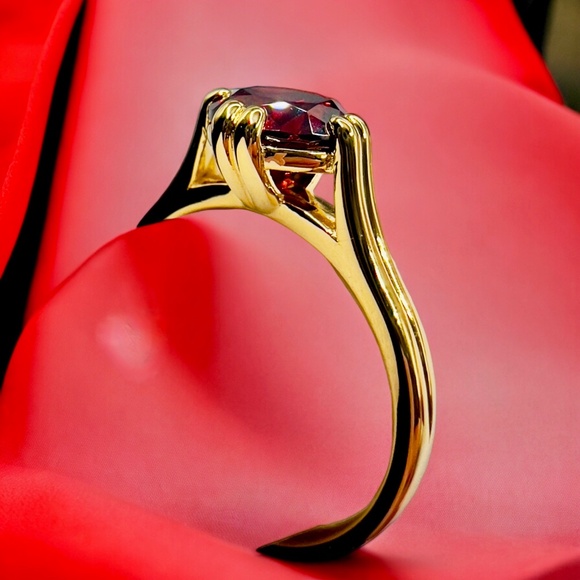 NEW! Red Garnet Ring 3.31 Carats Size 8 Gold over Sterling - Picture 4 of 12
